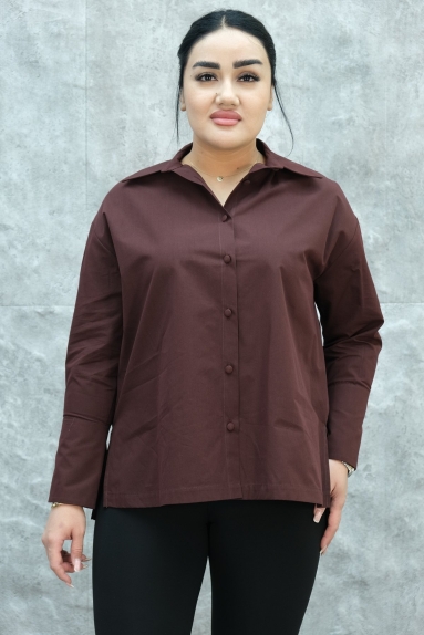  This product is a specially designed burgundy womens shirt. Made from 100% cotton, it is extremely comfortable. It is finished with button details, providing a simple yet elegant look. The front of the shirt offers a flat and neat structure, while the back maintains its elegance. This shirt is available in sizes S, M, L, and XL.
