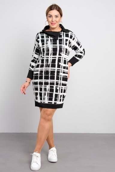Big size striped mixed print women's dress. Zipper neck dress
