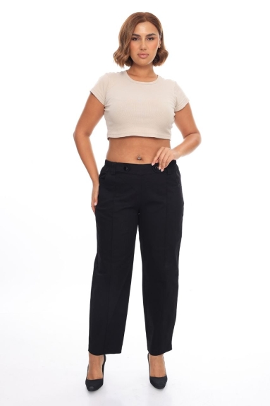  This elegant and comfortable plus-size womens pants will be a staple in your wardrobe with its modern design. These black pants are made from 75% Polyester and 25% Acrylic fabric. The model is wearing this stylish pair of pants which comes in four different sizes: 42, 44, 46, and 48. The button details on the front add a touch of elegance to the pants. The elastic waist provides comfort while the back pocket details offer both aesthetics and functionality.