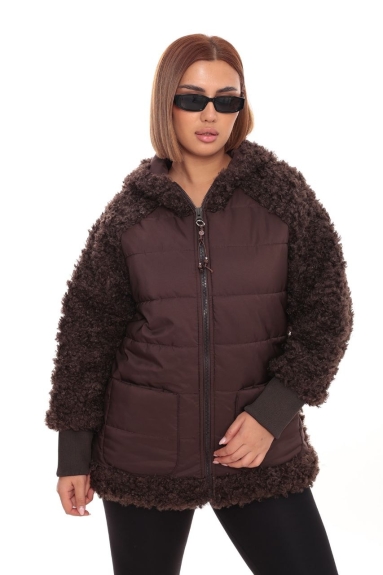  This product is a short sports jacket designed for plus-size women, available in brown color. The jacket features a sturdy and durable structure on both the front and back. The front part has a full-length zipper and two large pockets. The hood and sleeves are adorned with plush details. Size options are 42, 44, 46, and 48. The fabric composition is 80% cotton, 15% polyamide, and 5% elastane. This blend provides the product with flexibility and durability while ensuring comfortable wear.