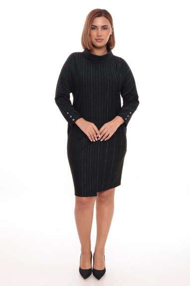  This elegant black plus-size womens evening dress offers a comfortable and sophisticated look. Available in sizes 42, 44, 46, and 48. The fabric content is composed of 68% polyester, 25% viscose, and 7% elastane, providing flexibility and comfort. The dress features long sleeves with button details on the cuffs. Additionally, the dress has pinstripes throughout, adding to its elegance, while the soft texture of the fabric pampers your skin. With front and back views, this modern dress is a must-have piece in every womans wardrobe!